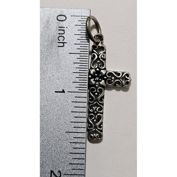 Vintage Sterling Silver Filigree Cross, Religious Jewelry, Christian Cross - Picture 5 of 6